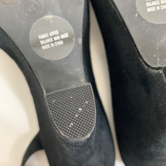 Seychelles Strappy Peep Toe Heels with Flower Embellishment in Black - Size 8 - Picture 7 of 8